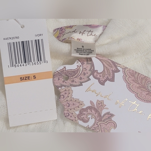 Band of the Free by Band of Gypsies Raquel Ivory Ribbed Knit  Sweater Size Small - Picture 5 of 10